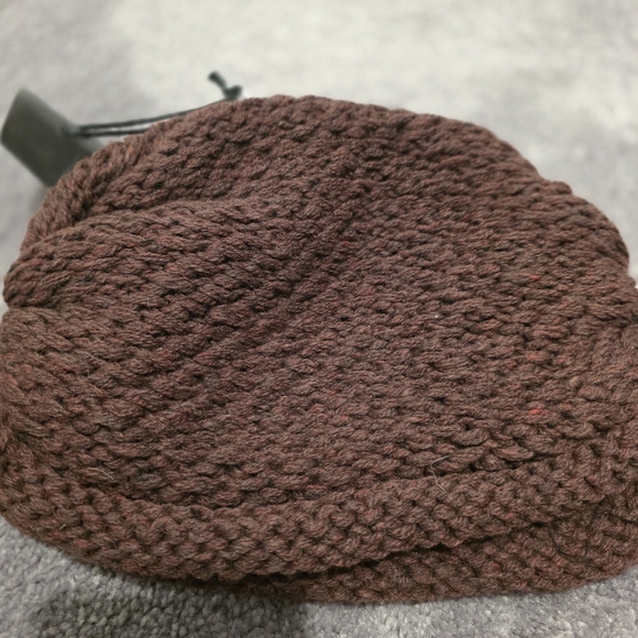 Nobis Brown Knit Women's Beanie‎ NWT - Picture 2 of 8